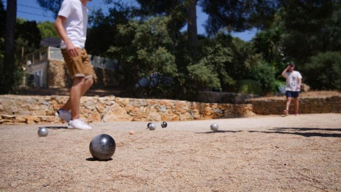 Emplacement tente 6 personnes à Saint Cyr sur Mer