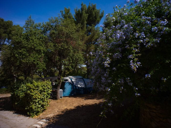 Emplacement tente 6 personnes à Saint Cyr sur Mer