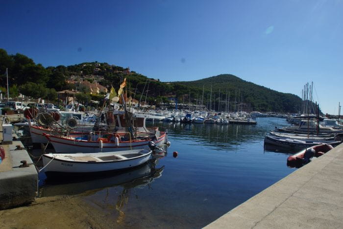 Emplacement tente 6 personnes à Saint Cyr sur Mer